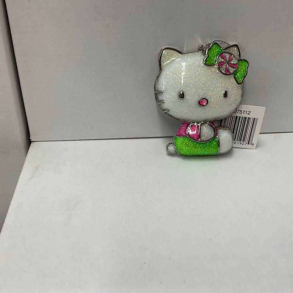 NWT American Greeting Heirloom Hello Kitty Ornament